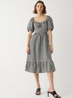 Jcrew linen SMOCKED-WAIST PUFF-SLEEVE MIDI DRESS IN GINGHAM LINEN
Item BP858
XXS